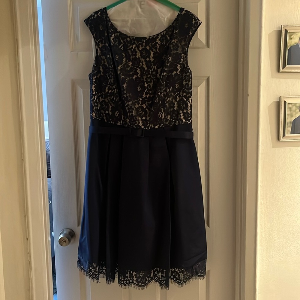 Plus size sleeveless cocktail dress